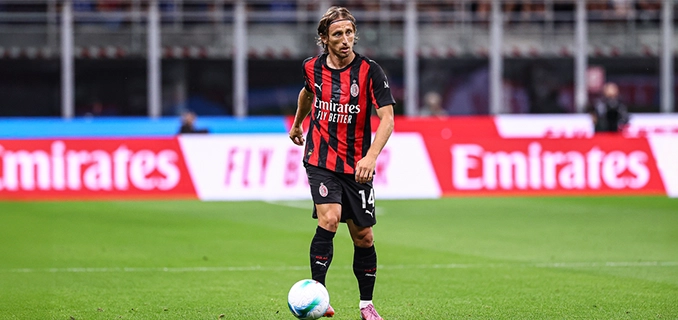 Modric Hadapi Derbi Milan Wajib Hapus Kutukan Lama AC Milan