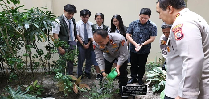 Penanaman Pohon Riau Kapolda Sebut Sebagai Warisan Ekologis