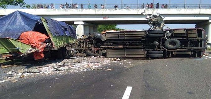 Tol Cipali Kembali Kecelakaan Fakta Terkini dan Evakuasi Korban