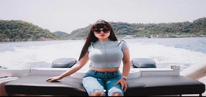 7 Artis Indonesia Berani Ngaku Operasi Payudara Denada Terbaru