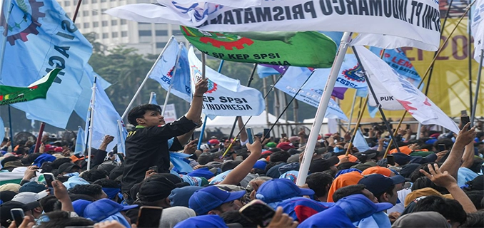 Buruh Gelar Demo Tolak UMP 2026 Hari Ini Berikut Aksi Terbaru