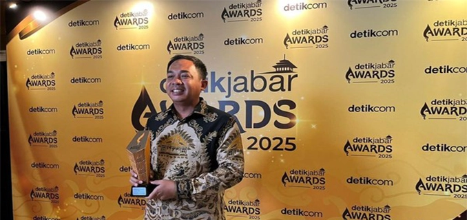 Kapolres Pangandaran Raih detikJabar Awards 2025 Pariwisata