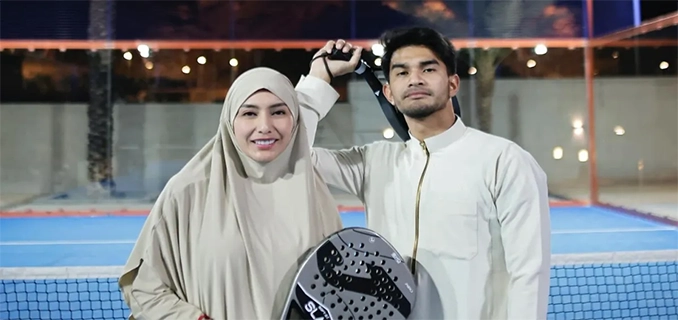 Padel Seru Tyas Mirasih Tengku Tezi Santun Berbusana Syar’i