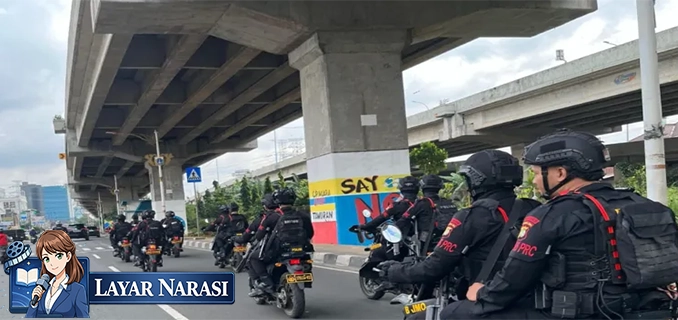 Brimob Polda Metro Antisipasi Tawuran di Jatinegara Jakarta Timur